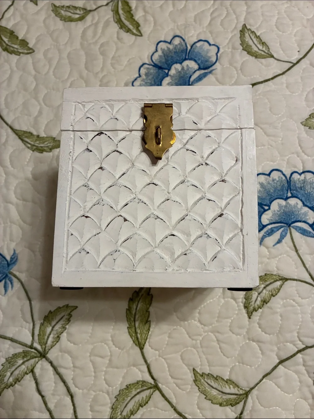NWOT- Decorative White Wood Jewelry Box with Brass Latch-Shabby Chic